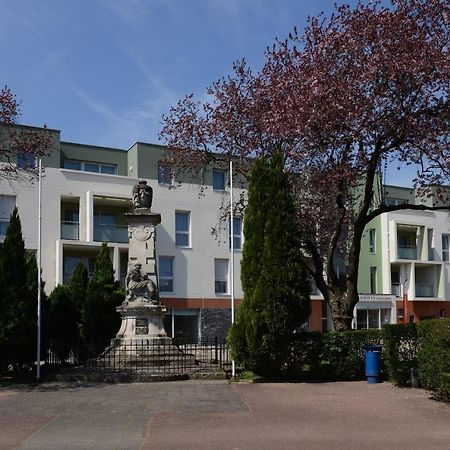 Апарт готель Domitys La Rose Du Beffroi Maizieres-les-Metz Екстер'єр фото
